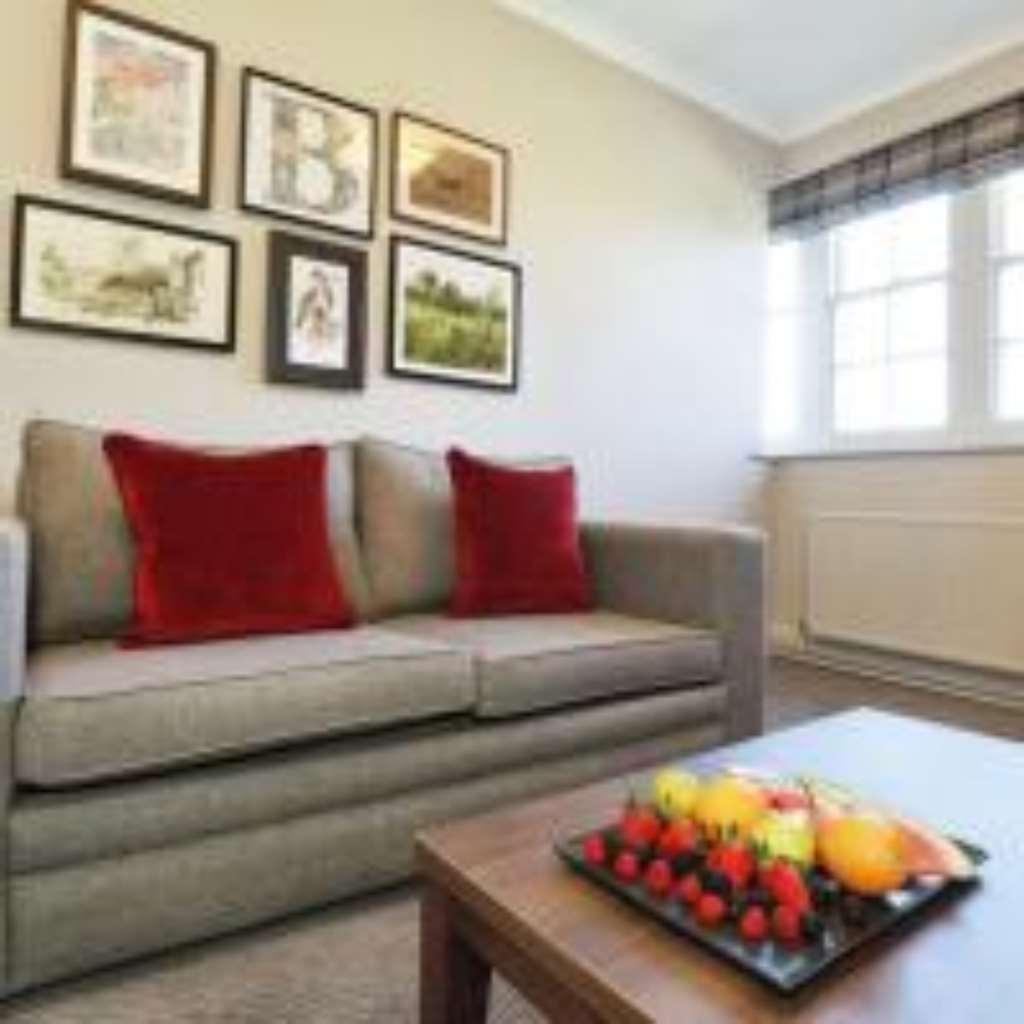De Vere Cranage Estate Chapelle De Holmes Chambre photo
